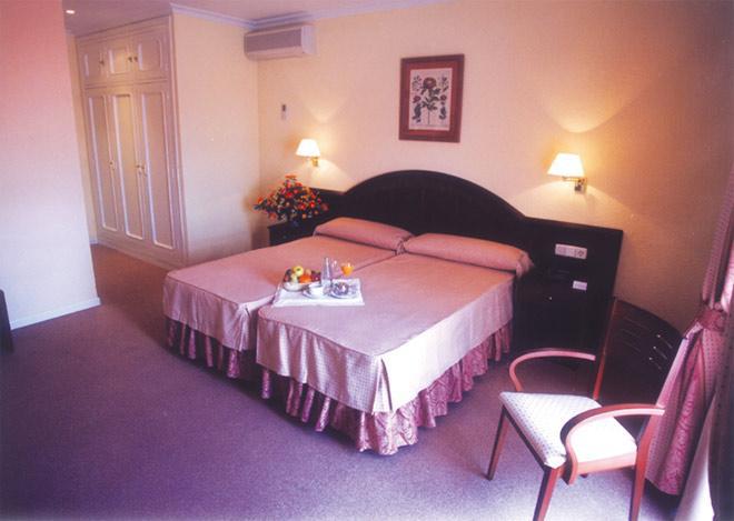 Hotel Trafalgar Jerez de la Frontera Zimmer foto